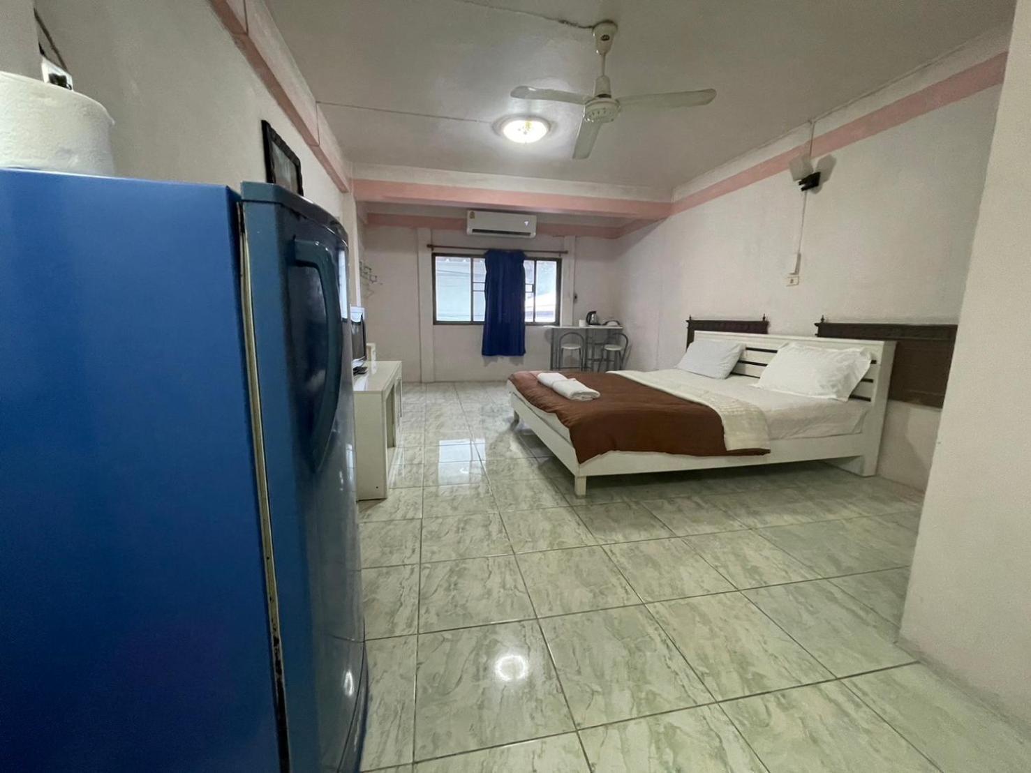 פאטאיה Oyo 75494 President Apartment מראה חיצוני תמונה
