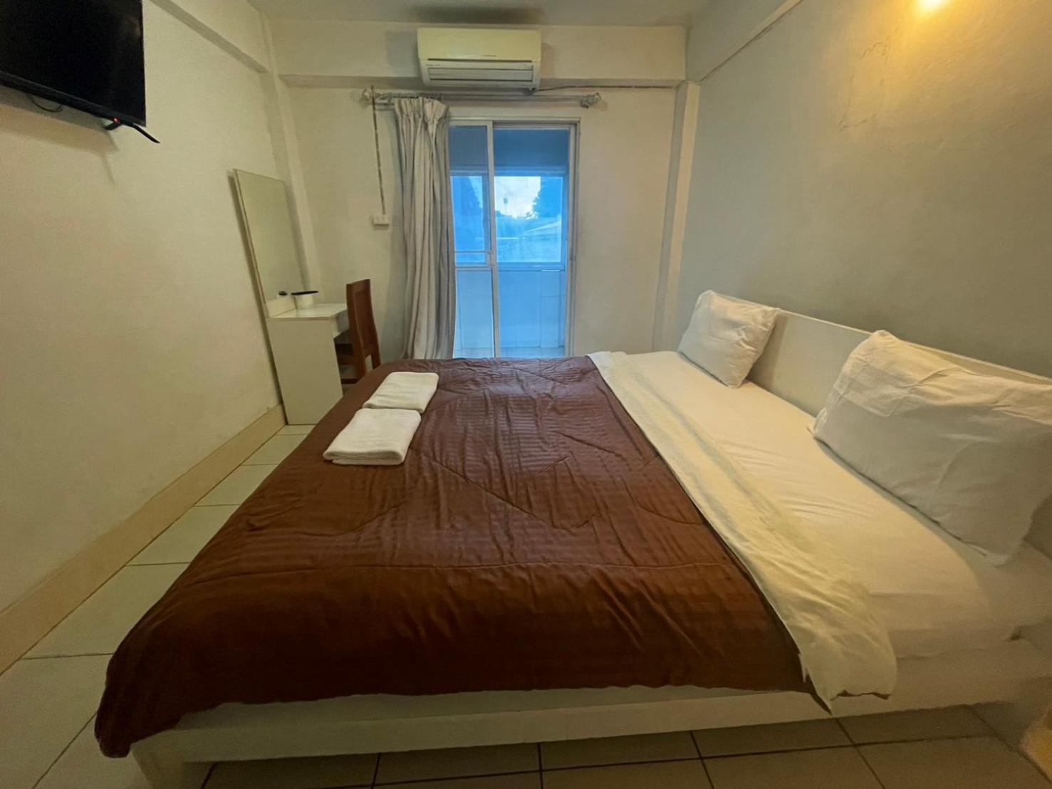 פאטאיה Oyo 75494 President Apartment מראה חיצוני תמונה